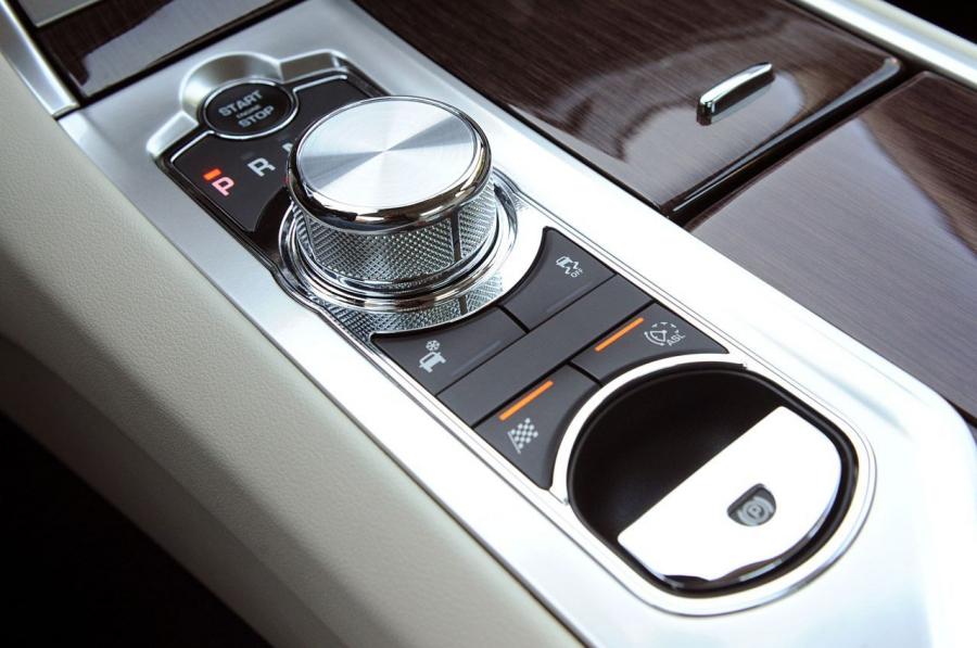  Jaguar XF Supercharged 2012 года  (фото 13 из 65)